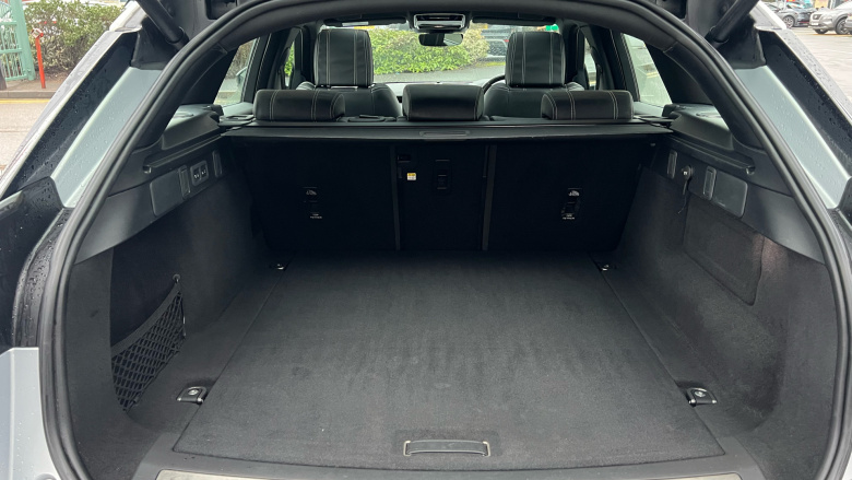 Land Rover Range Rover Velar 2.0 D200 R-Dynamic HSE 5dr Auto Diesel Estate